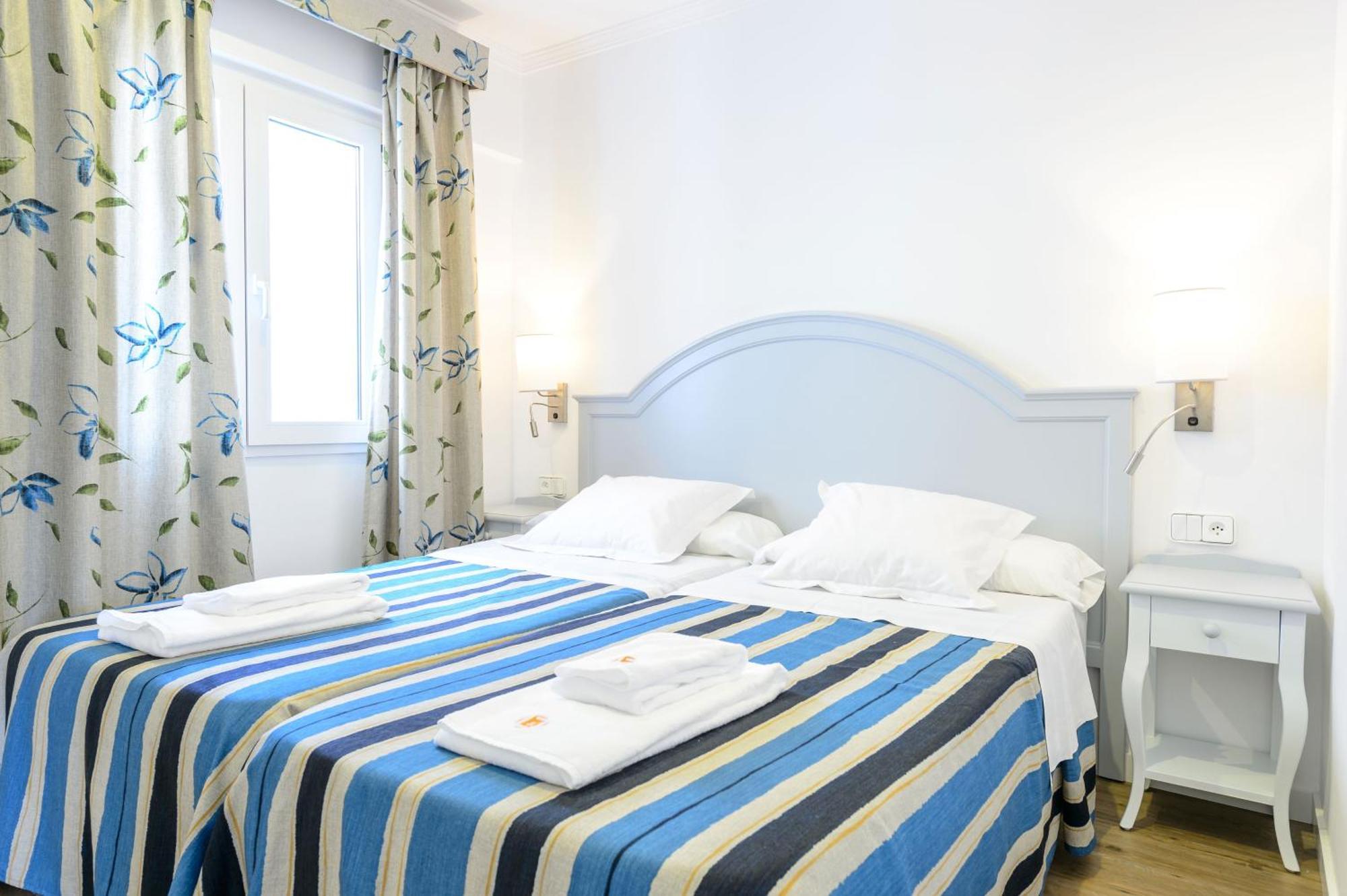 Lili Apartments Puerto de Sóller Rum bild